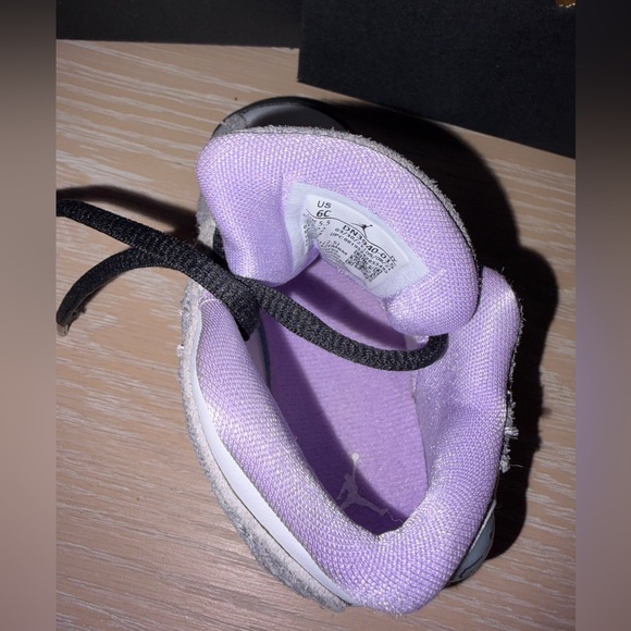 Jordan 13 Retro (TD) White & Purple Sneakers - Picture 11 of 13